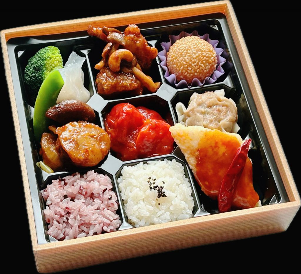 中華弁当　福膳　（お茶ペットボトル付）500ｍｌ